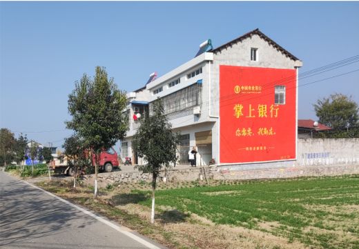 光泽墙体广告具有的独特优势