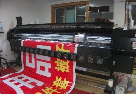 光泽喷绘广告分辨率是多少？